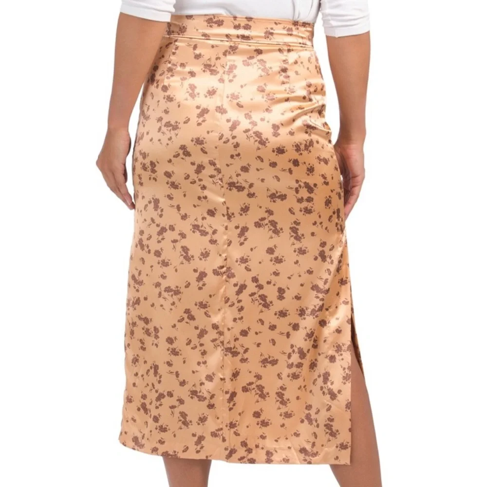 Zara super cute